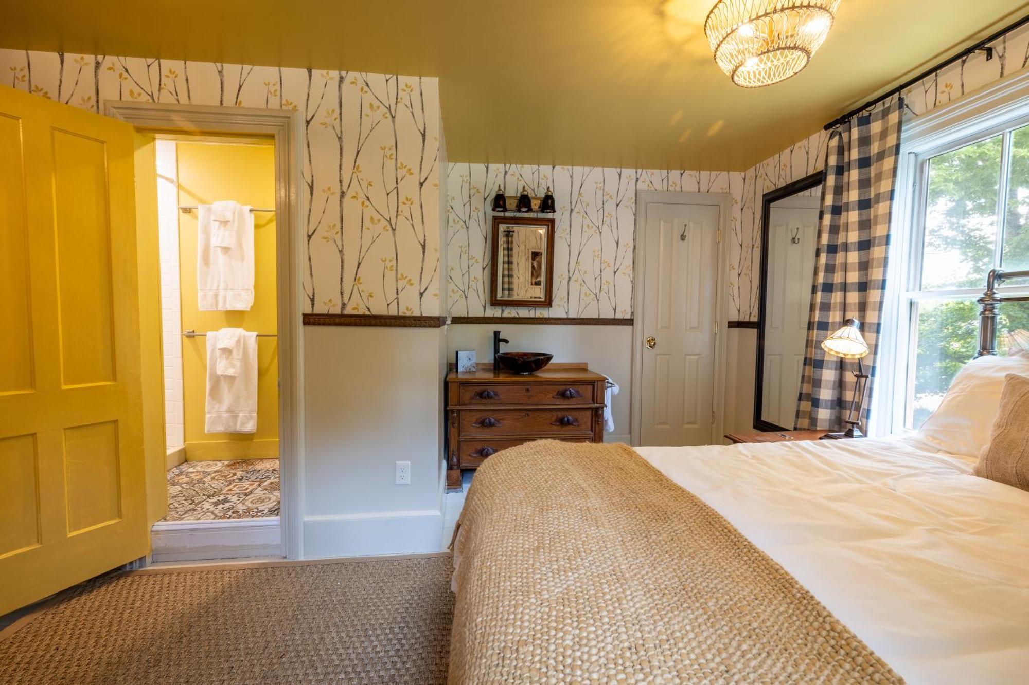 Wilder House Berkshires Bed & Breakfast Sheffield ภายนอก รูปภาพ