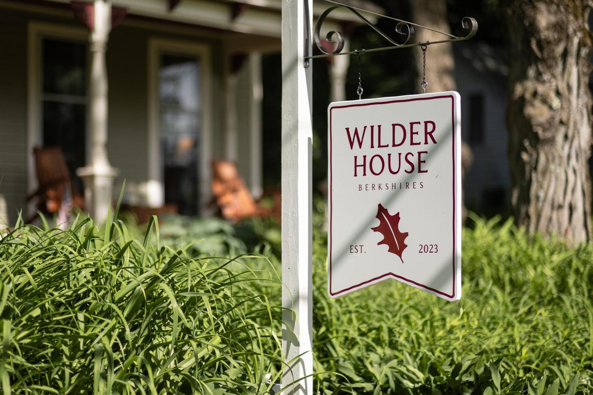 Wilder House Berkshires Bed & Breakfast Sheffield ภายนอก รูปภาพ