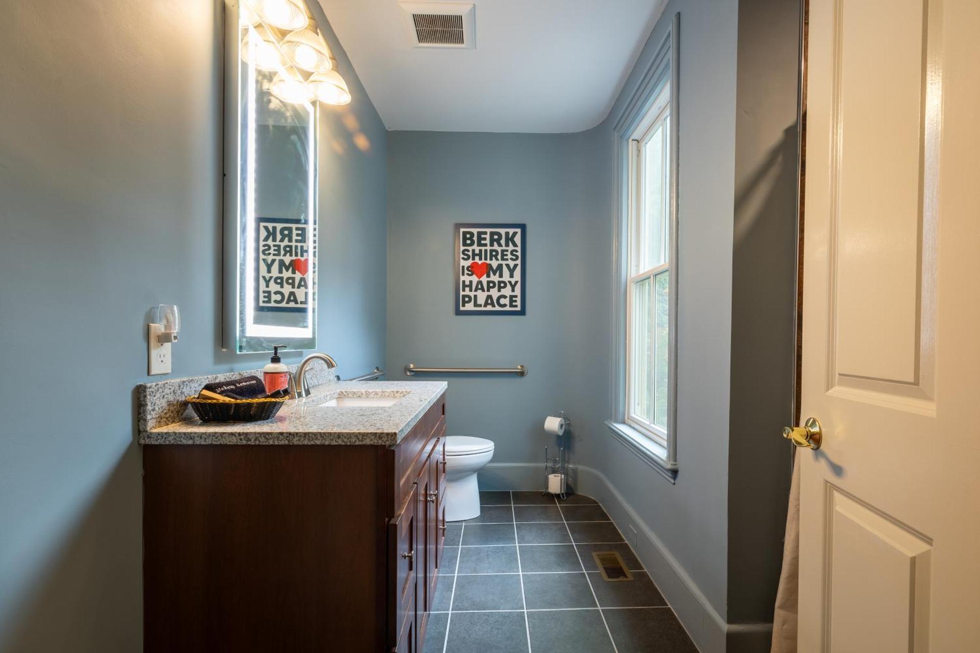 Wilder House Berkshires Bed & Breakfast Sheffield ภายนอก รูปภาพ